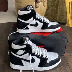Jordan 1 High OG - Pandas - Size 8.5 Women’s